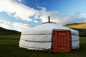 2 Day Central Mongolian Adventure - Kharkhorin itself: temples, purges, and a long restart