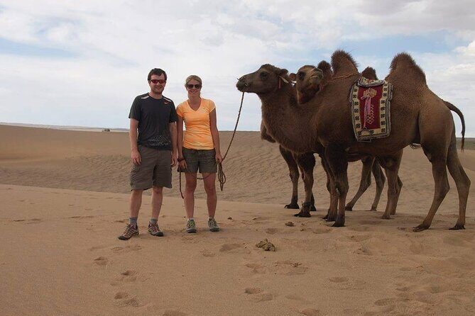 7 days Great Gobi Tour - Day 1: Ikh Gazriin Chuluu Nature Reserve (Granite In The Gobi)