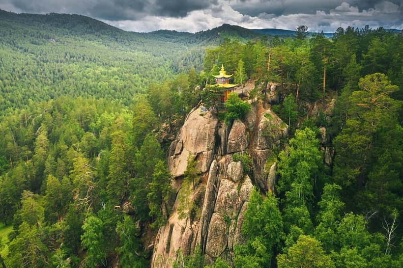 Day tour to Aglag creation monastery - Aglag Creation Temple: why this day trip feels different