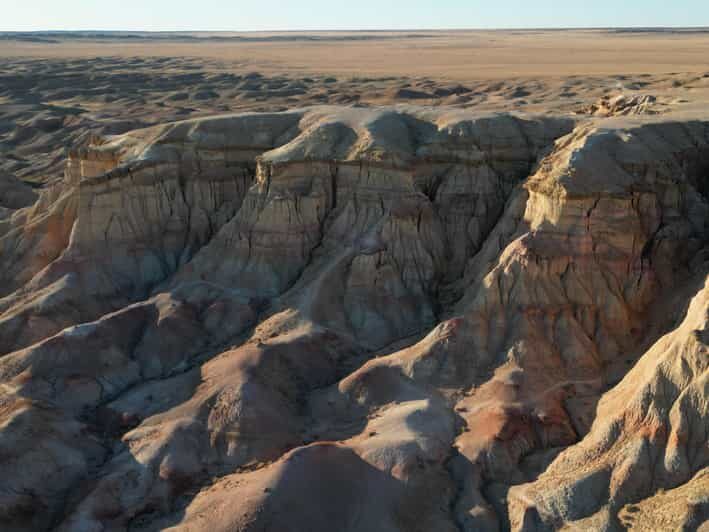 Discover / 8 day Great Gobi and Central Mongolia - Chinggis Khaan Statue Complex: the big intro day in Töv