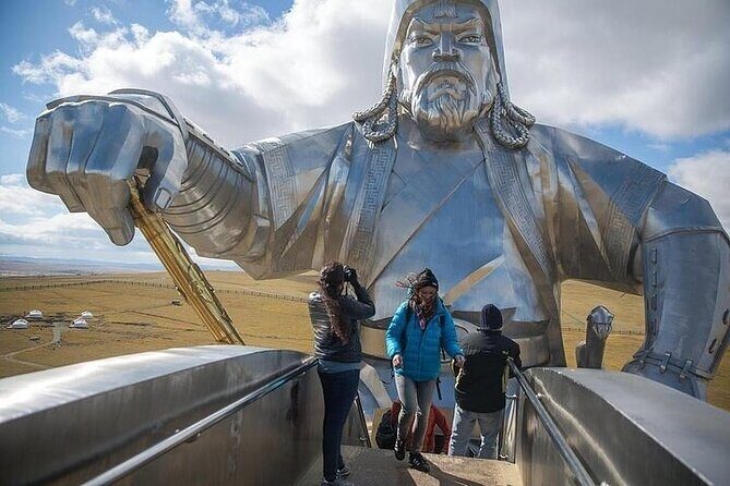 Genghis Khan Statue Tour: 3-Hour Ticket Included - Museums and Temple Museum Stops: When the Schedule Turns Smarter